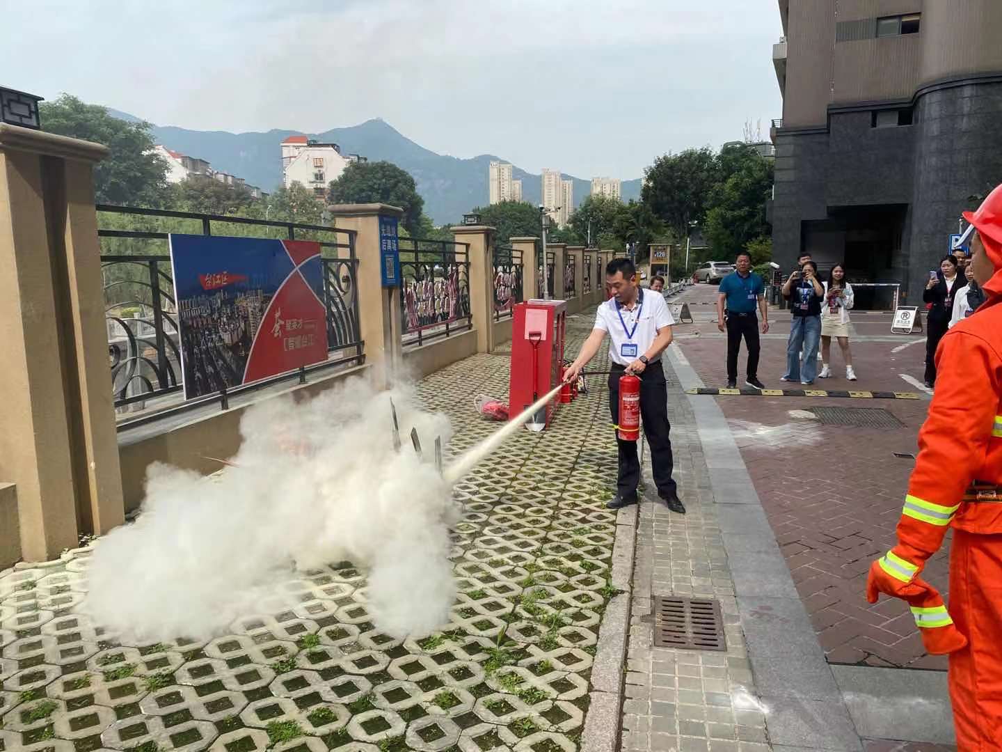 微信图片_202105061118353.jpg