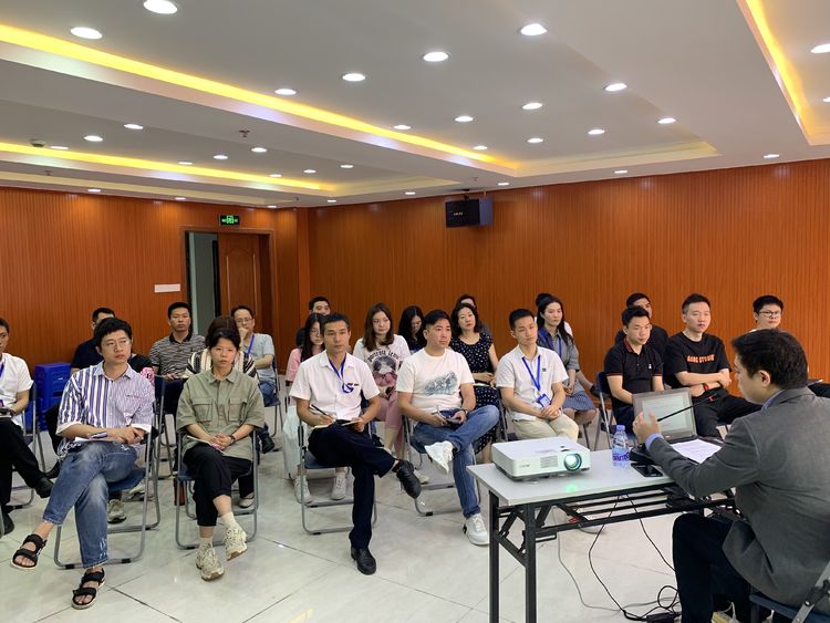 微信图片_20210531175035.jpg 微信图片_20210531175035.jpg
