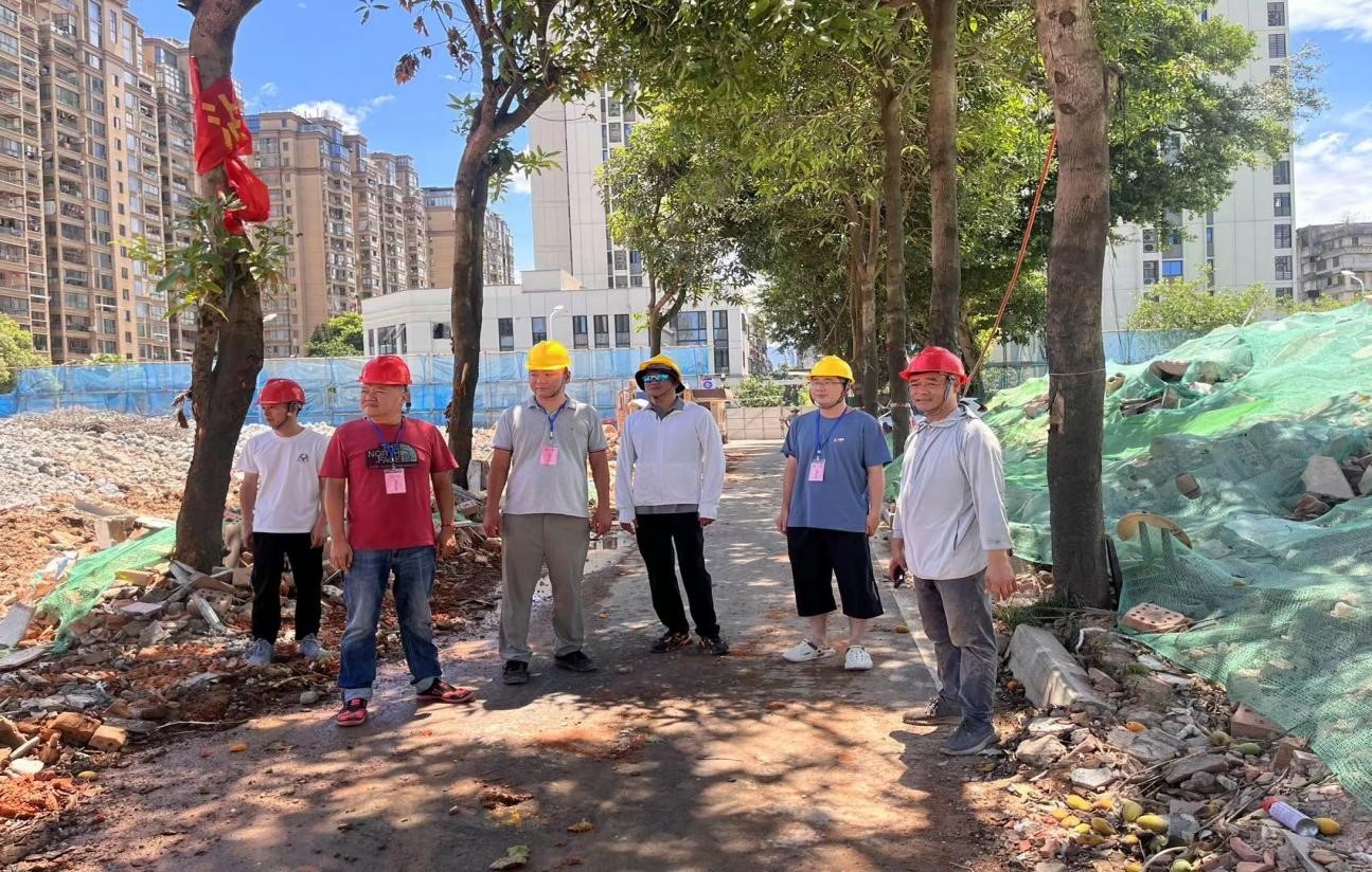 1.jpg 1.jpg